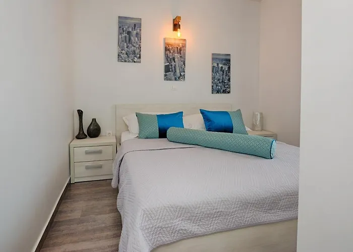 Family-friendly With Swimming Pool - Kozjak, - 18542 Apartament Vir