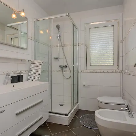 Family Friendly With A Swimming Pool - Kozjak, - 18542 * Vir