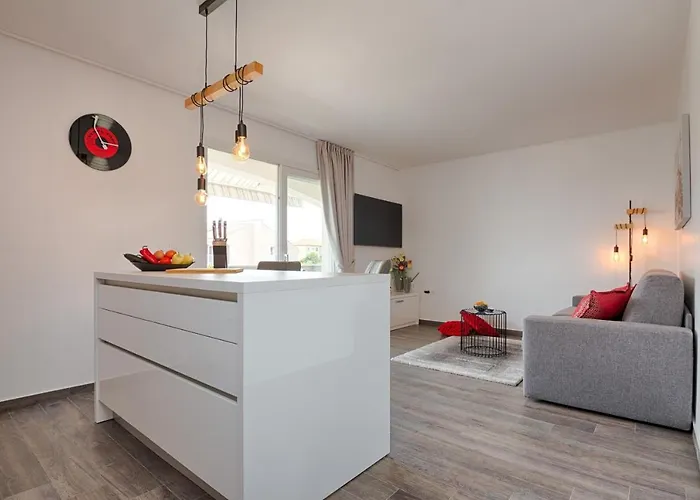 Family-friendly With Swimming Pool - Kozjak, - 18542 Vir